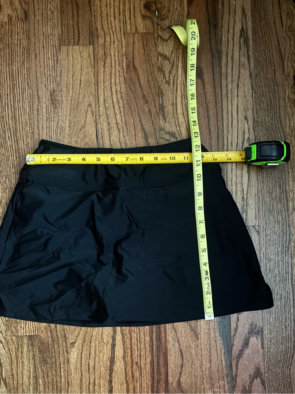 Hurley Black Athletic Skirt with Built-In Shorts